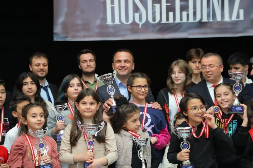 Fatsa’da satranç rüzgârı esti: 4. geleneksel satranç turnuvası tamamlandı