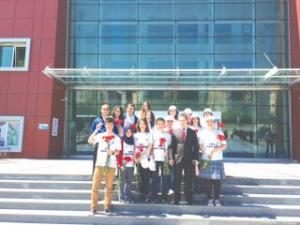 FATSA GENÇLİK MERKEZİ'NDEN HASTALARA MORAL ZİYARETİ
