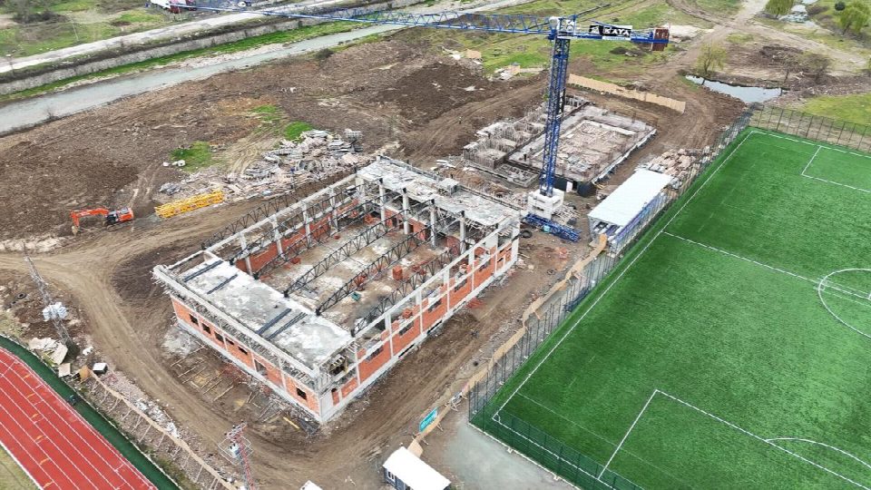 Eskipazar spor kompleksinin inşası sürüyor