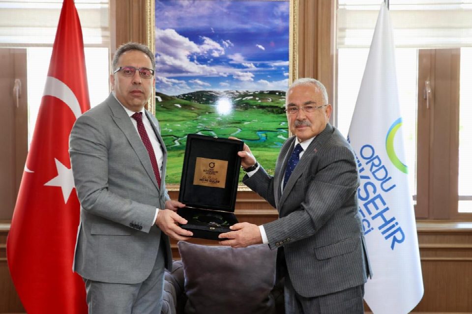 Tarım ve Orman bakan yardımcısı Gümen büyükşehirde