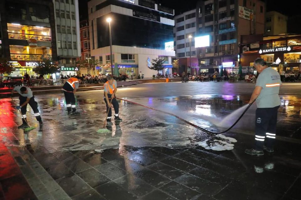 Fatsa’nın temizliği için saatin bir önemi yok