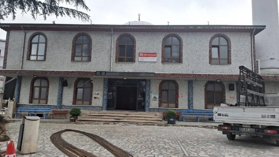 Fatsa sahil büyük çarşı camii kapsamlı yenileme çalışmaları için destek bekliyor
