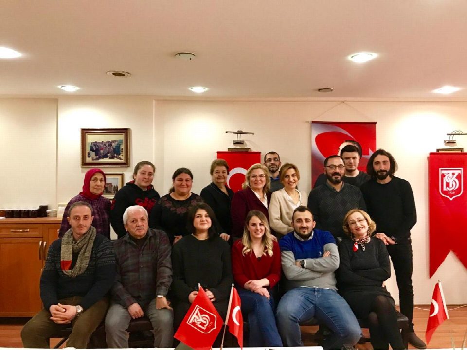 Yardım Sevenller derneği yöneticileri gazetecileri unutmadı