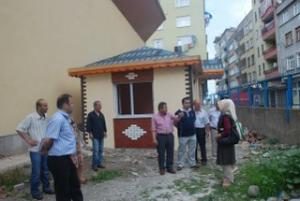 MUHTAR EVLERİ YAPILIYOR