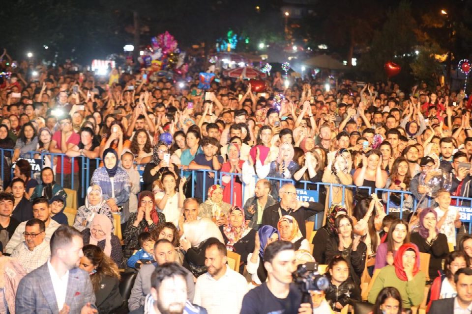 Yalıköy Sahilinde Kabotaj Bayramında Renkli Görüntüler