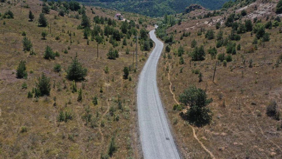 Mesudiye’de 12 km’lik grup yolu asfaltlanıyor