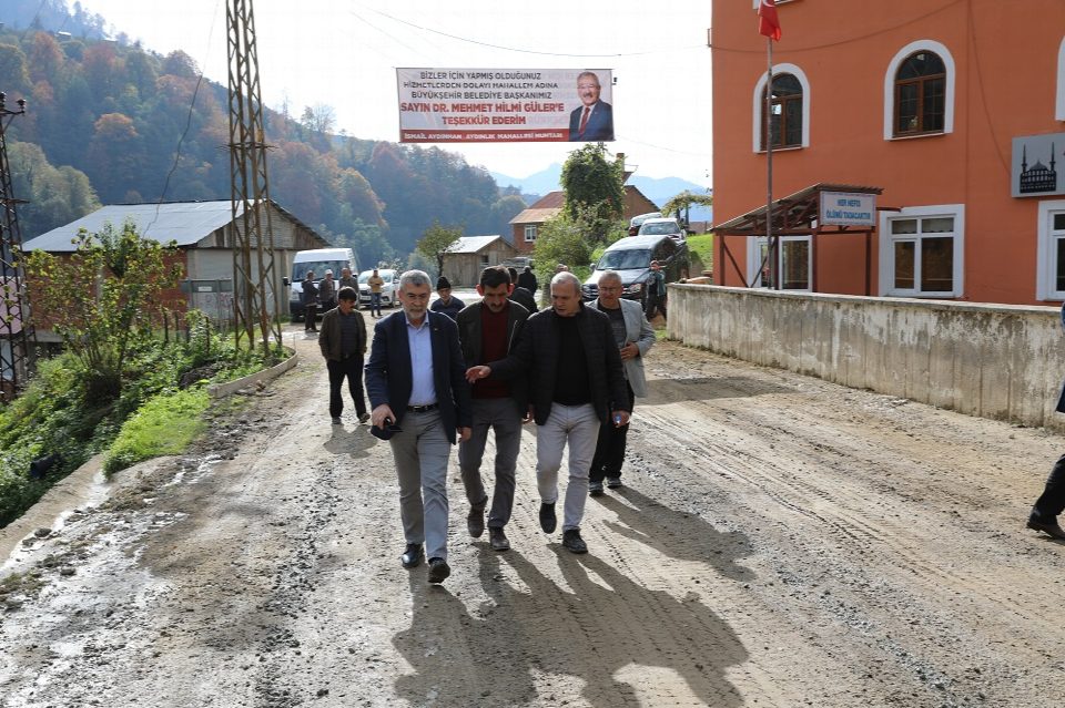 39 yıl önce açılan güzergâhta beton yol sevinci