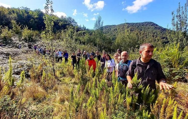 Dağcılardan doğa yürüyüşü