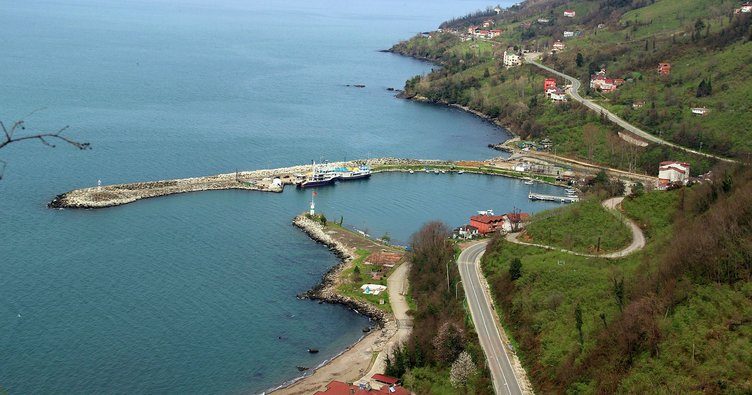 Yalıköy Balıkçı Barınağı 5 yıldır büyütülmeyi bekliyor