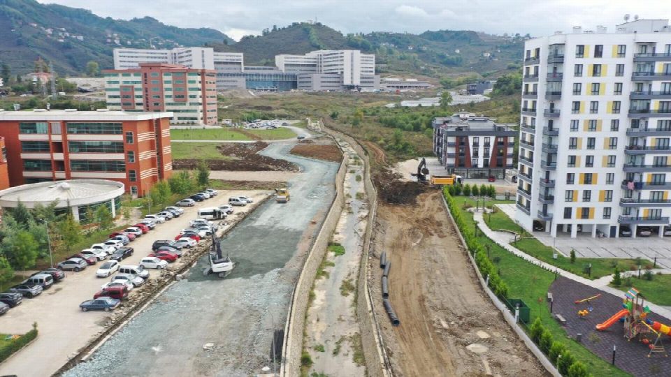 Ordu şehir hastanesinin yolunu büyükşehir yapıyor