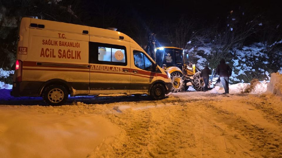 Büyükşehir kar esaretine izin vermiyor