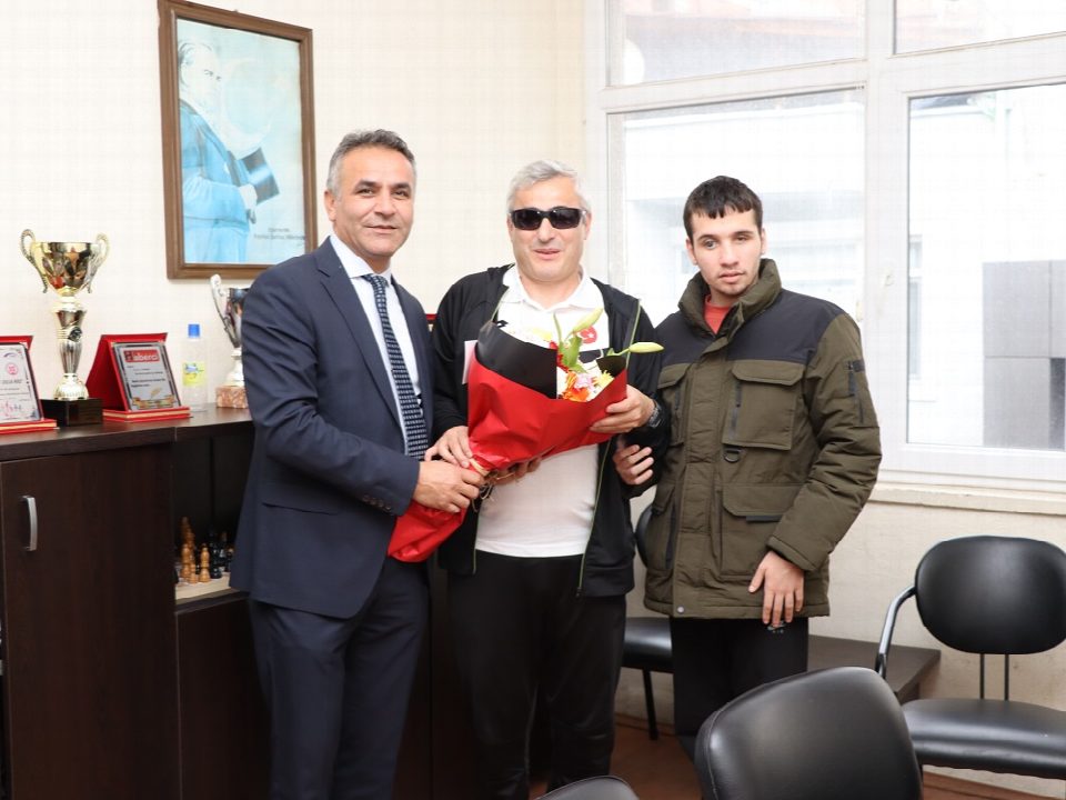 Özel güne anlamlı ziyaret