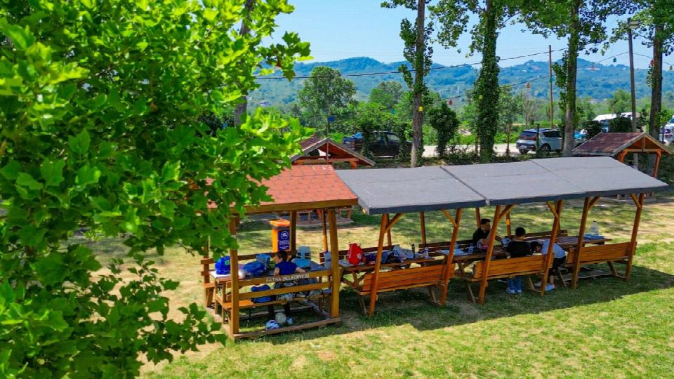 TAŞLICA MESİRE ALANI, ZİYARETÇİLERİNİ BEKLİYOR