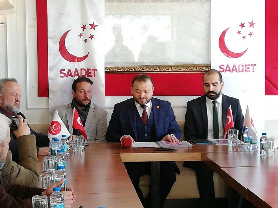 SAADET PARTİSİ TRAFİK SORUNUNU MASAYA YATIRDI