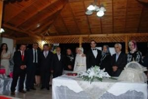 ANLAYAN AİLESİNİN MUTLU GÜNÜNE MİLLETVEKİLİ İDRİS NAİM ŞAHİN ŞAHİTLİK ETTİ