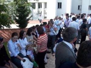 KONUŞMALAR UZAYINCA ÖĞRENCİLER BAYGINLIK GEÇİRDİ