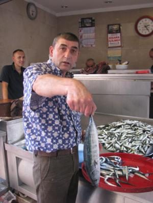 4 KİLO FINDIK 1 KİLO PALAMUT ALIYOR