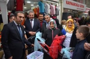 Öğrencilere hediyeleri verildi