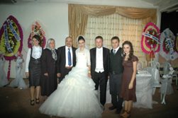 LALE İLE MUSTAFA'YA MUTLULUKLAR