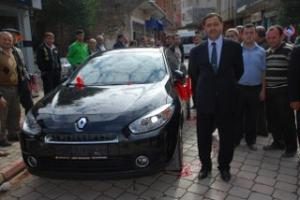 ÇAMAŞ BELEDİYESİNE YENİ MAKAM ARACI ALINDI
