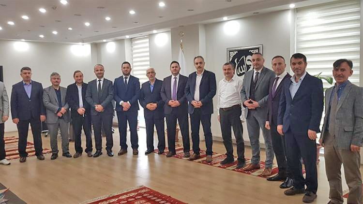 Hafız hocalarına belgeleri verildi