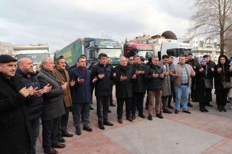 Fatsalılar hızır gibi deprem bölgesi için yardıma koşuyor....