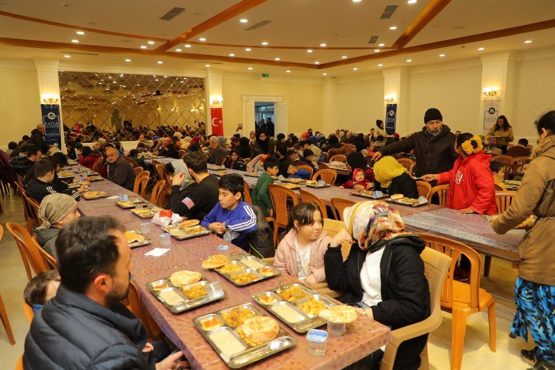 Fatsa’da her gün 1300 kişiye iftar veriliyor