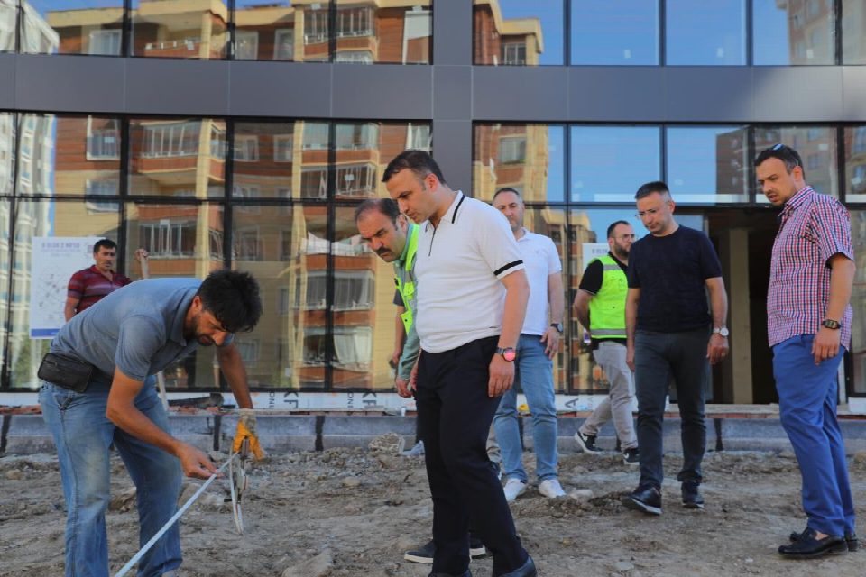 Başkan Kibar “Yeni dükkanlar bulundukları konuma değer katacak”
