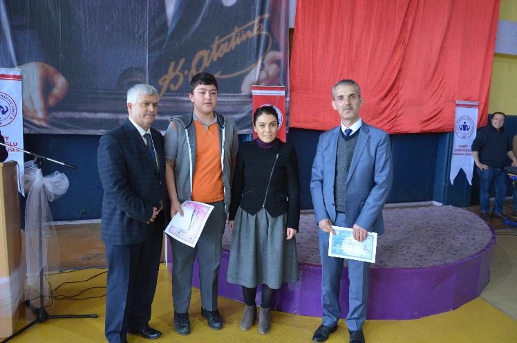 Matematik olimpiyatı şampiyonları ödüllerini aldı