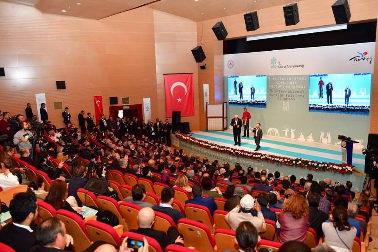Kültürel bağımsızlık mücadelesini kazanmalıyız”