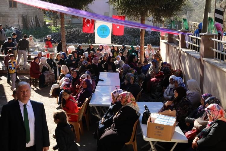 Şehitler saygı ve dualarla andı