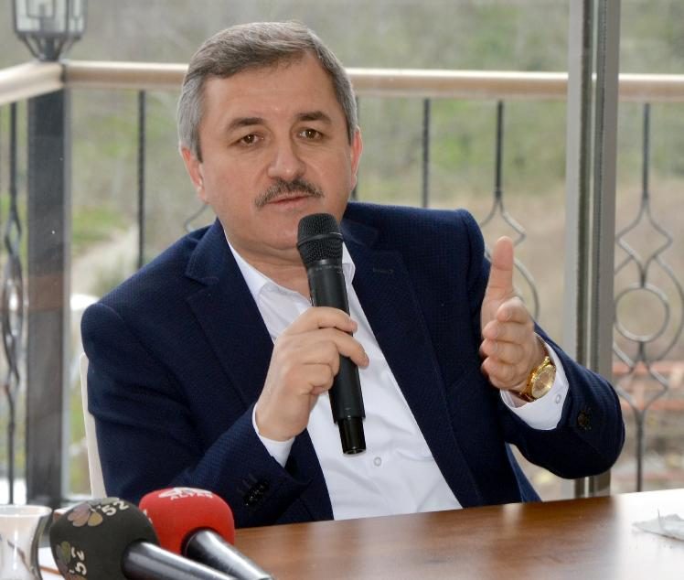 Anlayan: “Tercih edilebilen fakülteye geçmek lazım”