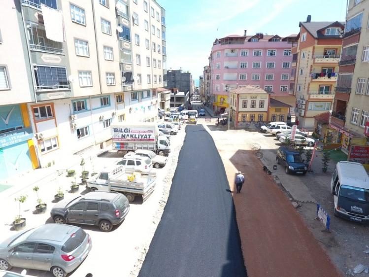 Aktepe, “Bu yaz sonuna kadar birçok noktada yol çalışmalarımız olacak”