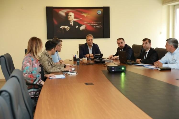 İlçe stadyumu ile ilgili istişare toplantısı yapıldı