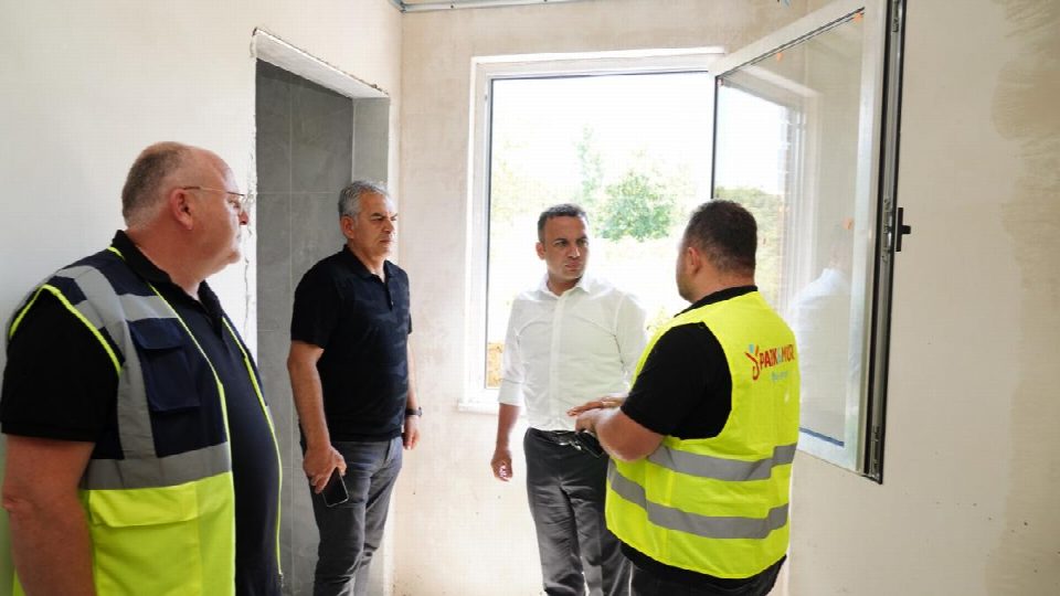 Kapalı yarı olimpik yüzme havuzu yeni eğitim öğretim yılında hizmete açılacak