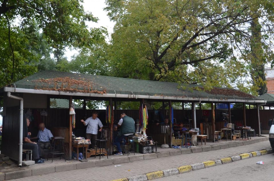 Ayakkabı boyacıları işlerinden memnun