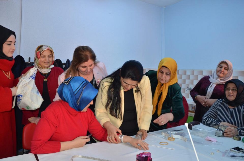 Yavuz, Halk eğitimde ki çalışmaları değerlendirdi