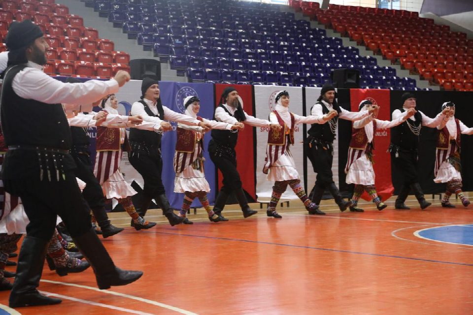 ORDU'DA HALK OYUNLARI HEYECANI TAMAMLANDI!