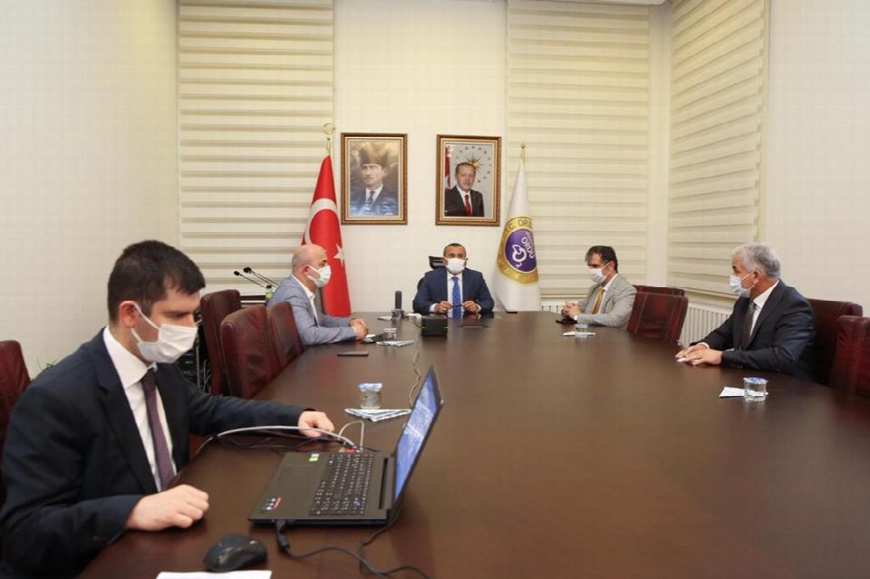 Ordu Valisi Tuncay Sonel “Covid-19 Pandemisi konusunda vatandaşlarımızın daha hassas ve dikkatli olmasını istiyoruz”