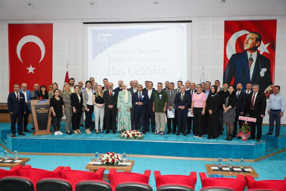 En çok SGK primi ödeyen işverenler ödüllendirildi