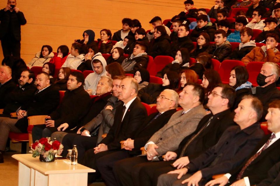 “Milli Mücadele Döneminde Ordu ve Rüsumat No:4 Gemisi” Konulu Konferans Düzenlendi