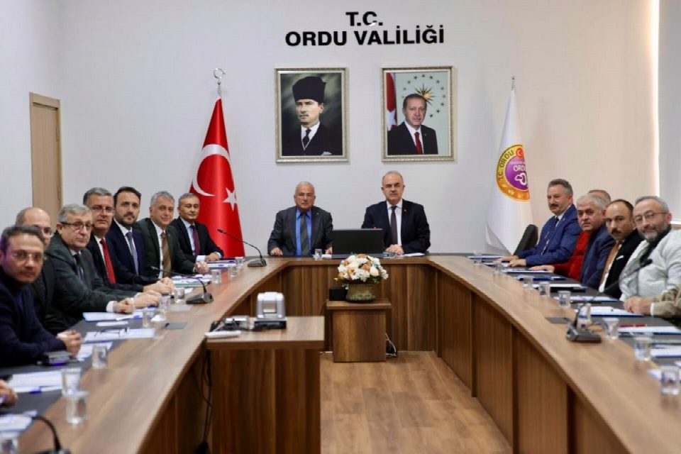ENDÜSTRİYEL SÜT ÜRÜNLERİ SANAYİ SEKTÖRÜNÜN SORUNLARI, SIKINTILARI VE TALEPLERİ DEĞERLENDİRİLDİ