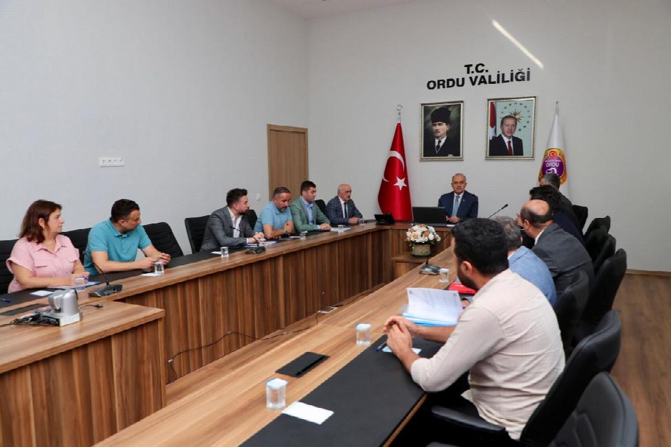 Aile sağlığı merkezi yapılması planlanan yerlerle ilgili değerlendirme toplantısı yapıldı