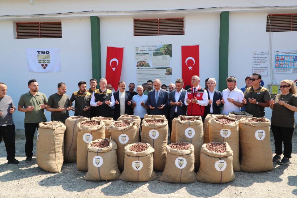 Vali Erol, TMO fındık alım merkezini ziyaret etti