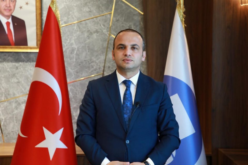 Başkan Kibar “15 Temmuz’da tüm dünyaya millet olma dersi verdik”