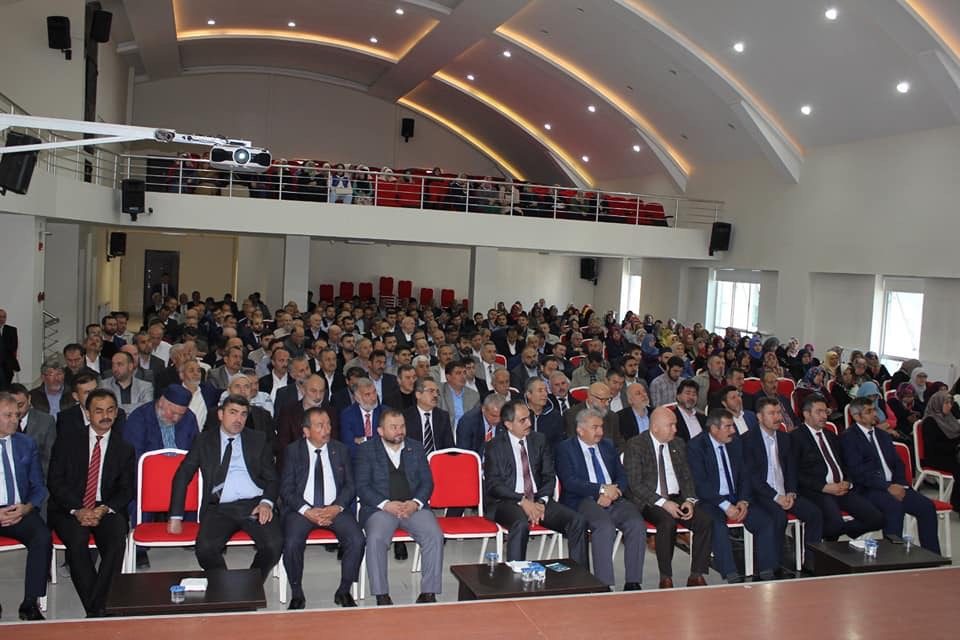 “Peygamberimiz ve Aile” temalı konferans düzenlendi