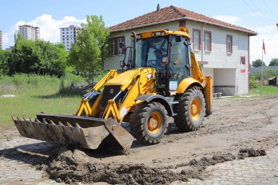 Fatsa’da, sel sonrası oluşan tahribat hızlı bir şekilde onarılıyor