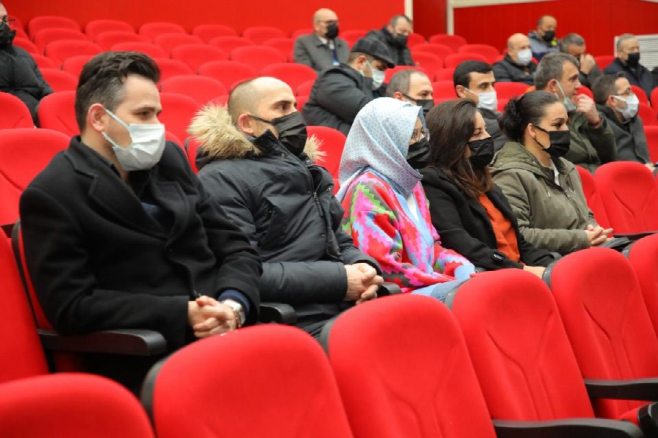 Belediye çalışanlarına etkili ve verimli konuşma eğitimi