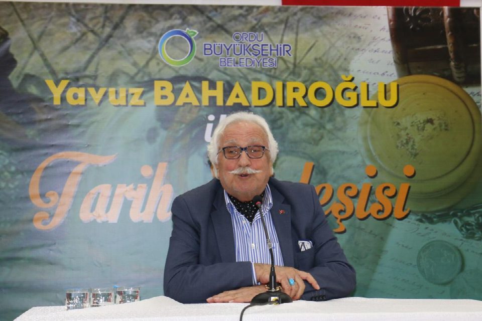 TARİHÇİ YAZAR BAHADIROĞLU, “TÜRKİYE İSLAM ÂLEMİNİN YILDIZIDIR”