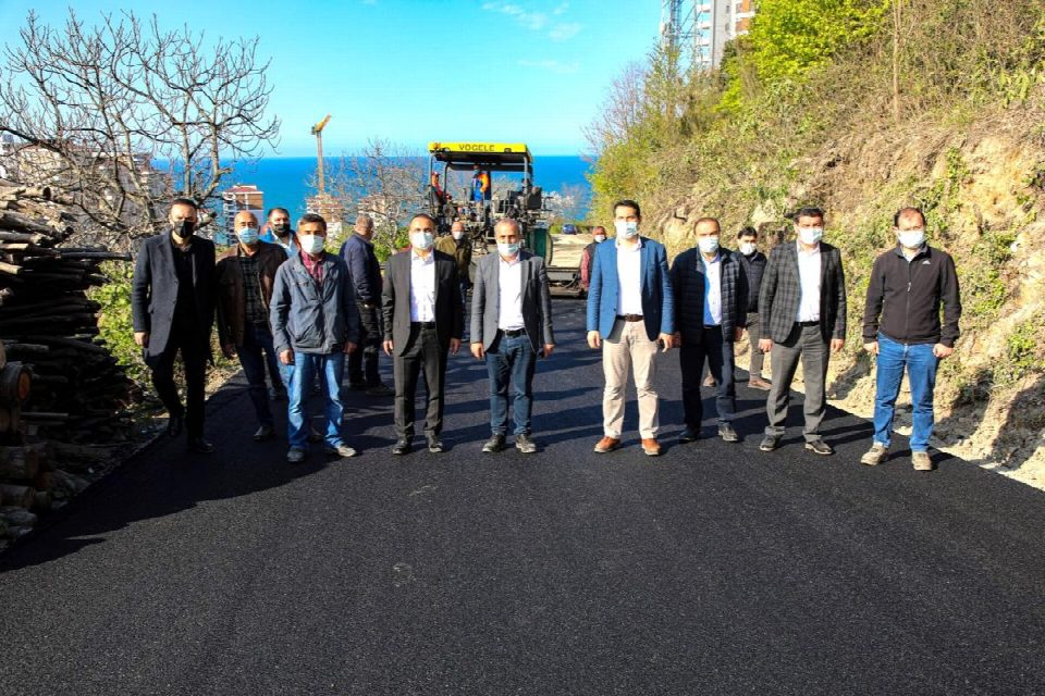 Bayram öncesi tamamlanan 6 km’lik grup yol sevinç yaşattı